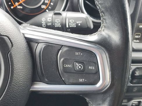Used 2021 Jeep Wrangler Unlimited Sahara AWD/4WD image 23