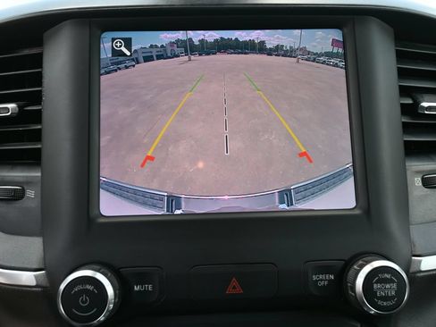 Used 2021 RAM 1500 Lone Star RWD image 13