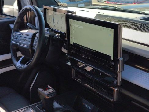 Used 2025 GMC Hummer EV 2X w/ LPO, Dark Essentials Package image 32