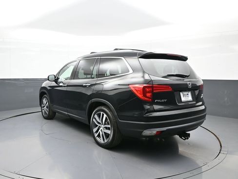 Used 2017 Honda Pilot Elite image 8