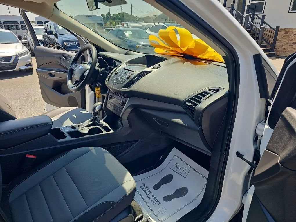 Used 2018 Ford Escape S FWD image 20