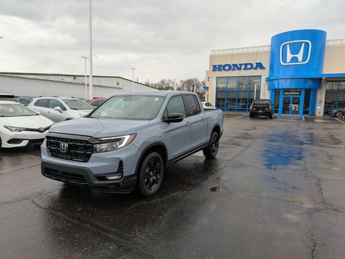 New 2026 Honda Ridgeline Black Edition image 7