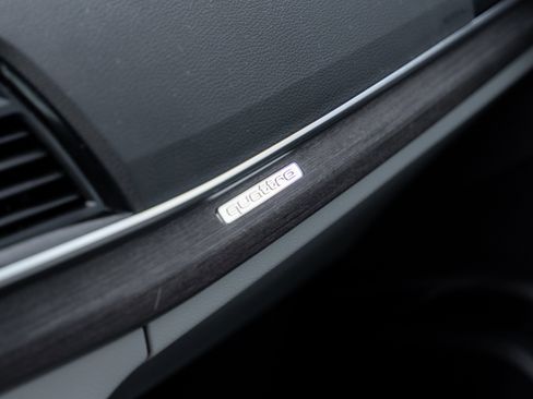 Certified 2022 Audi Q5 2.0T Premium Plus w/ Premium Plus Package image 16