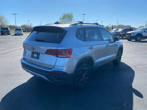 Used 2022 Volkswagen Taos S w/ IQ Drive S Package image 9