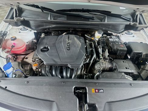 Used 2025 Kia Sportage LX image 31