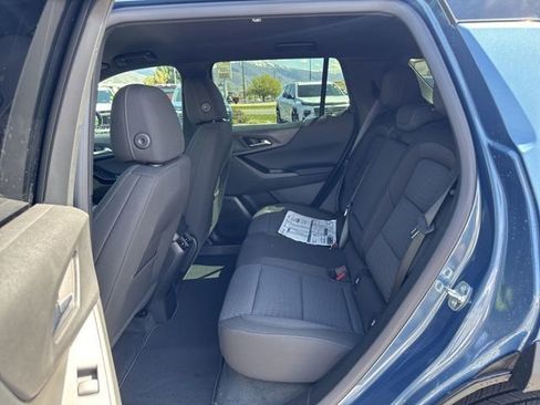 New 2026 Chevrolet Equinox LT AWD/4WD image 13