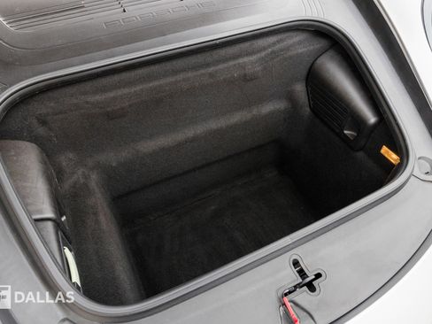 Used 2015 Porsche 911 Turbo S image 33