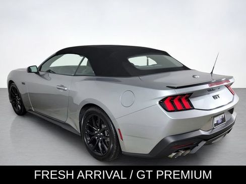 Used 2025 Ford Mustang GT Premium RWD image 5