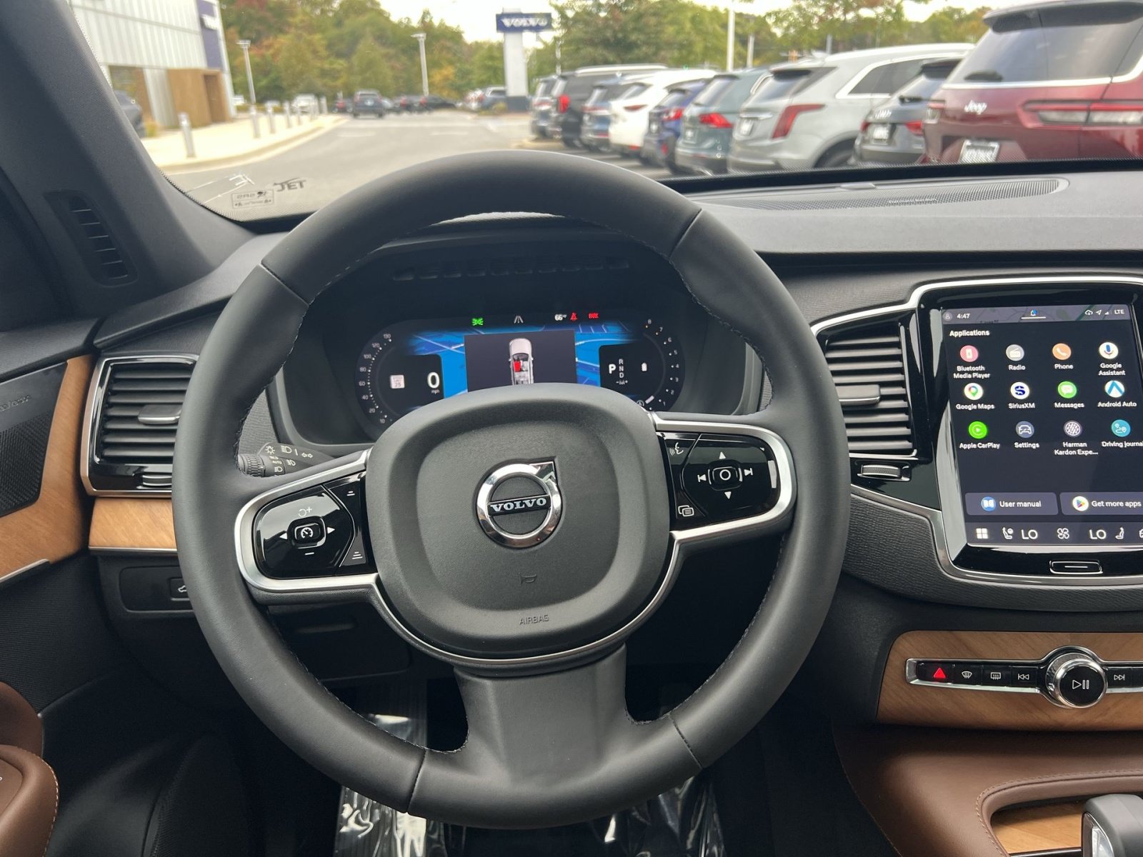 Used 2024 Volvo XC90 B6 Plus w/ Protection Package AWD/4WD image 16