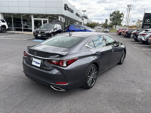 Certified 2025 Lexus ES 350 w/ Premium Package FWD image 5