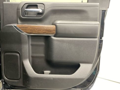 Used 2021 Chevrolet Silverado 2500 High Country image 13