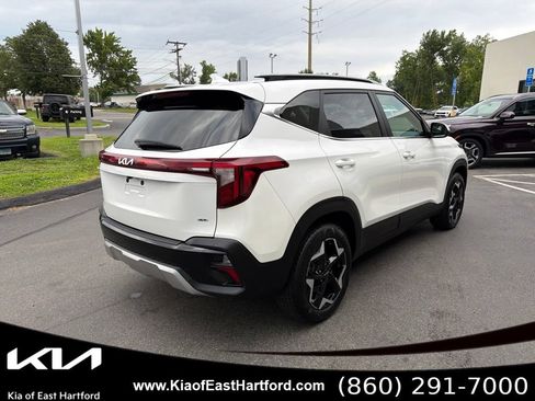 Certified 2024 Kia Seltos EX AWD/4WD image 8