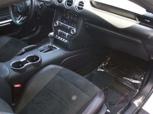 Used 2019 Ford Mustang GT Premium w/ Equipment Group 401A RWD image 8