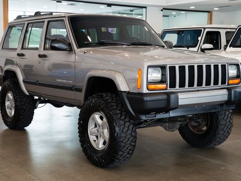 Used 2000 Jeep Cherokee Sport AWD/4WD image 3