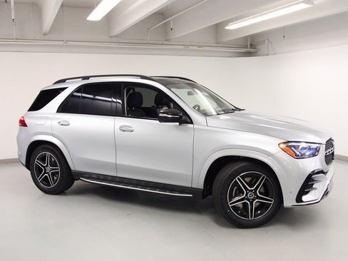 New 2026 Mercedes-Benz GLE 450 4MATIC image 4