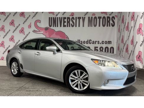 Used 2013 Lexus ES 350 w/ Premium Pkg image 2