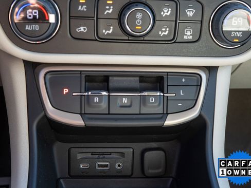 Used 2024 GMC Terrain Denali w/ Denali Premium Package image 13