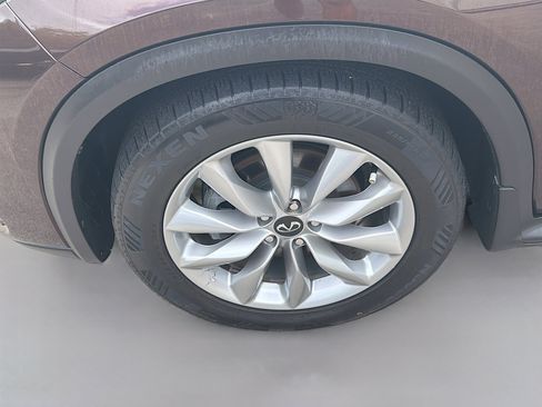 Used 2020 INFINITI QX50 Luxe w/ Navigation Package image 36