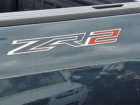 Used 2019 Chevrolet Colorado ZR2 image 27