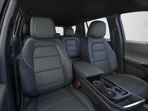 New 2026 Chevrolet Equinox LT w/ Convenience Package II FWD image 16