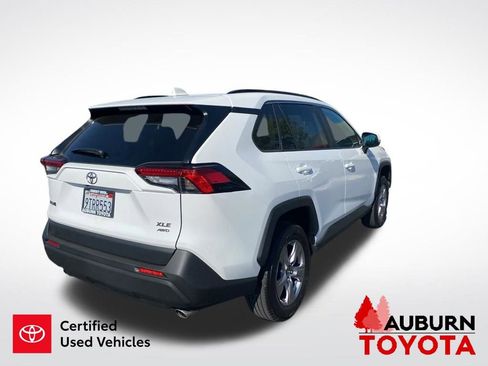 Certified 2025 Toyota RAV4 XLE w/ Convenience Package AWD/4WD image 8