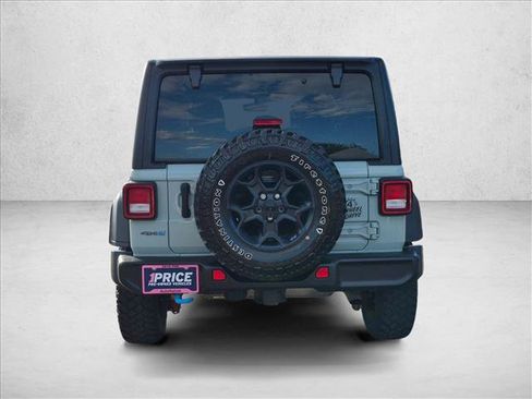 Used 2023 Jeep Wrangler Unlimited w/ Cold Weather Group AWD/4WD image 6