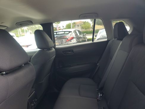 Certified 2024 Toyota Corolla Cross LE FWD image 11