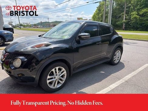 Used 2017 Nissan Juke S AWD/4WD image 3