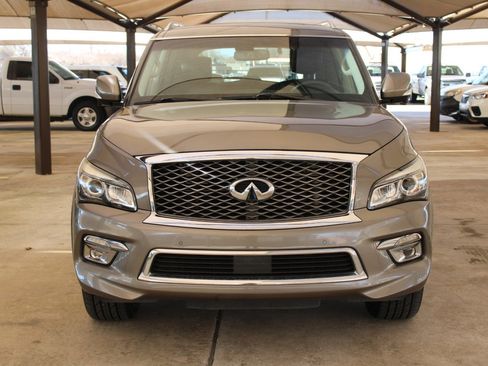 Used 2016 INFINITI QX80 w/ Driver's Assistance Package image 2