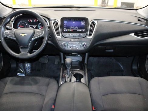 Used 2023 Chevrolet Malibu LT image 23