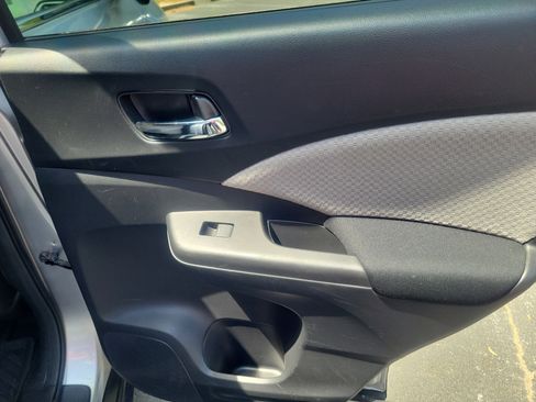 Used 2016 Honda CR-V EX image 16