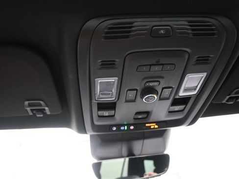 Used 2024 Cadillac Escalade Sport AWD/4WD image 12