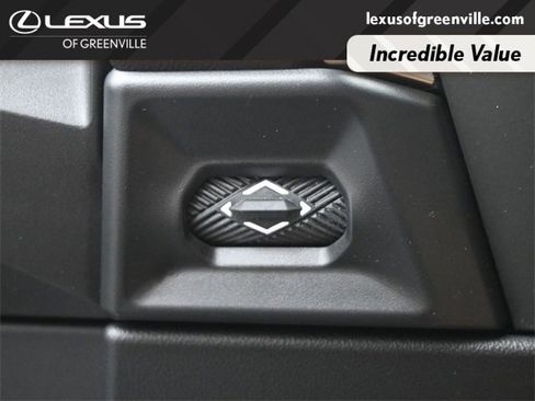 Used 2025 BMW X3 xDrive30i w/ Premium Package image 15