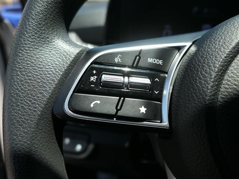 Used 2024 Kia Seltos LX AWD/4WD image 15