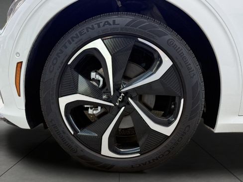Used 2024 Kia EV6 GT-Line AWD/4WD image 8