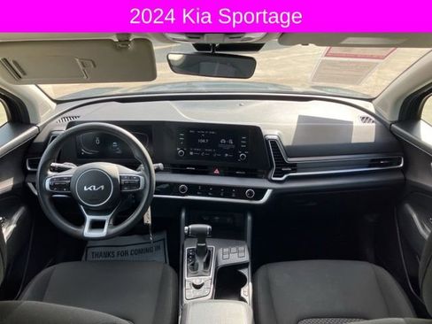 Used 2024 Kia Sportage LX image 22