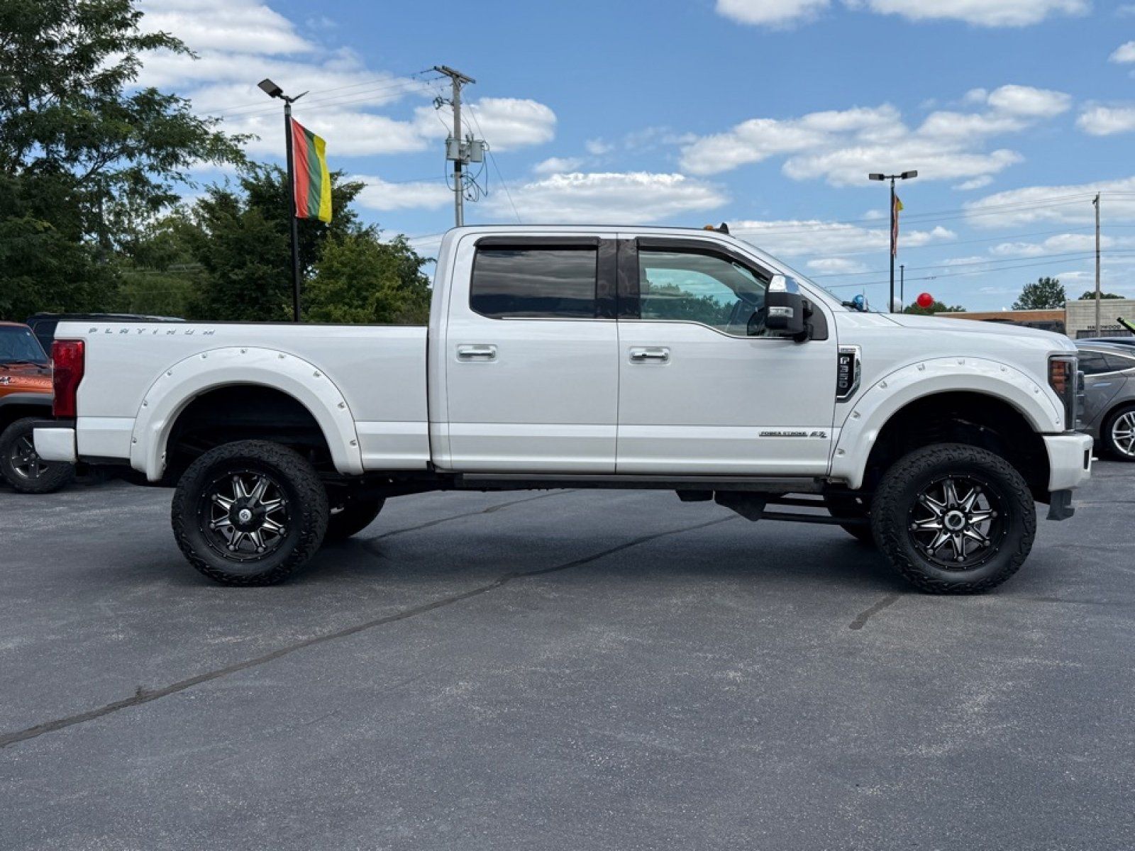 Used 2019 Ford F350 Platinum w/ Platinum Ultimate Package AWD/4WD image 9
