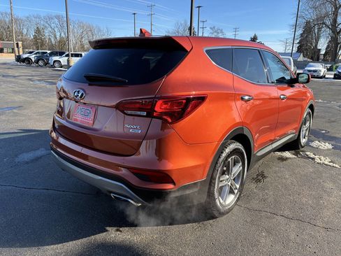 Used 2017 Hyundai Santa Fe Sport image 9