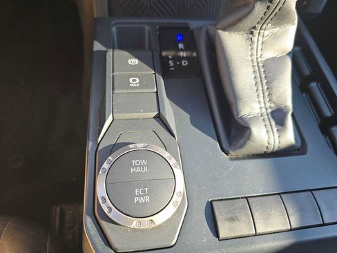 Certified 2024 Toyota Tacoma SR5 image 31