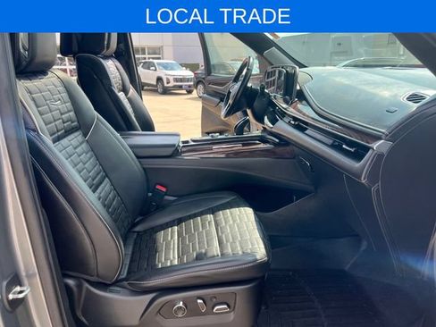 Used 2021 Cadillac Escalade Sport Platinum AWD/4WD image 16