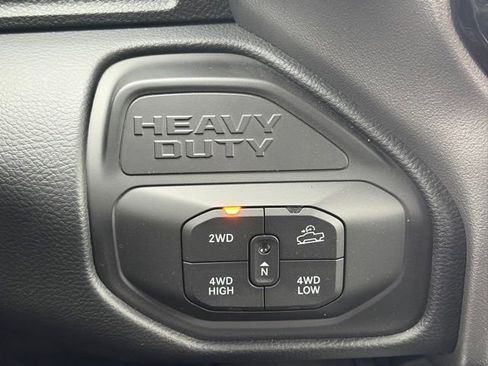 New 2026 RAM 2500 Big Horn AWD/4WD image 25