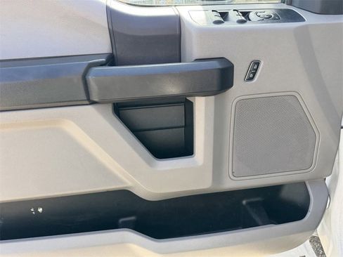 Certified 2022 Ford F250 XL w/ Power Equipment Group image 15