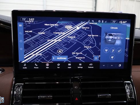 Used 2024 Lincoln Navigator L Reserve image 21