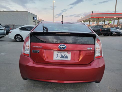 Used 2014 Toyota Prius Two image 6