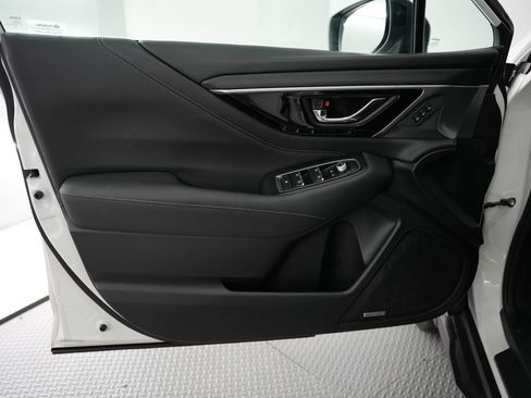 Used 2020 Subaru Outback Limited image 45