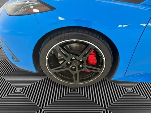 Used 2023 Chevrolet Corvette Stingray Preferred Cpe w/ Z51 Performance Package RWD image 9