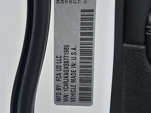 Used 2025 Jeep Grand Cherokee L Altitude image 35