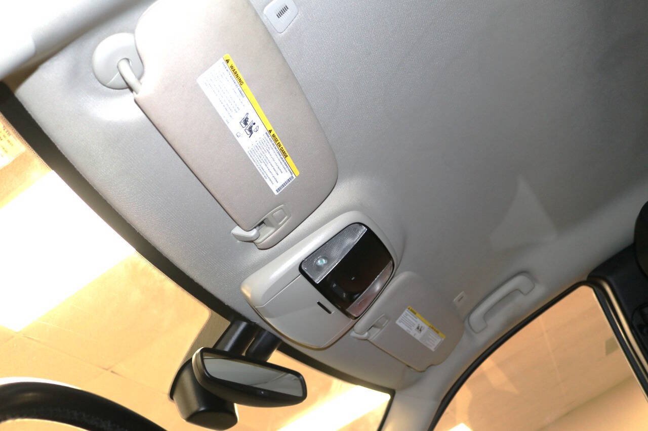Used 2021 Dodge Durango SXT w/ 3rd Row Seating Group AWD/4WD image 64