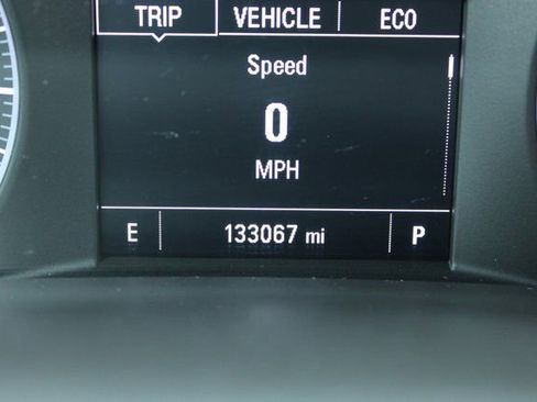 Used 2017 GMC Acadia SLE image 26