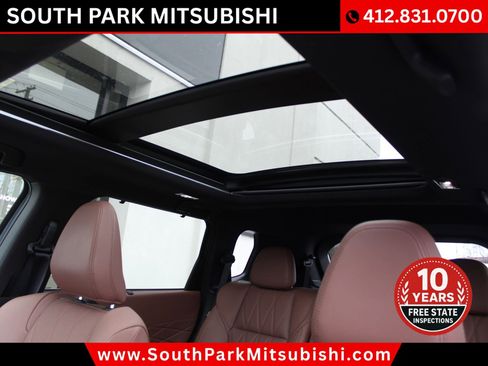 Used 2025 Mitsubishi Outlander SEL image 25